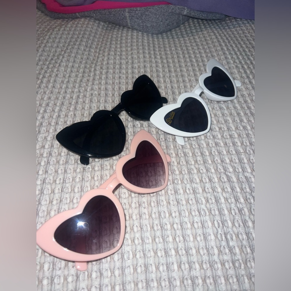 Heart-Shaped Sunglasses Set